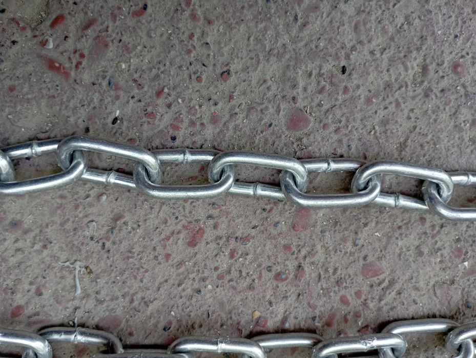 Продается цепь в отличном состоянии
