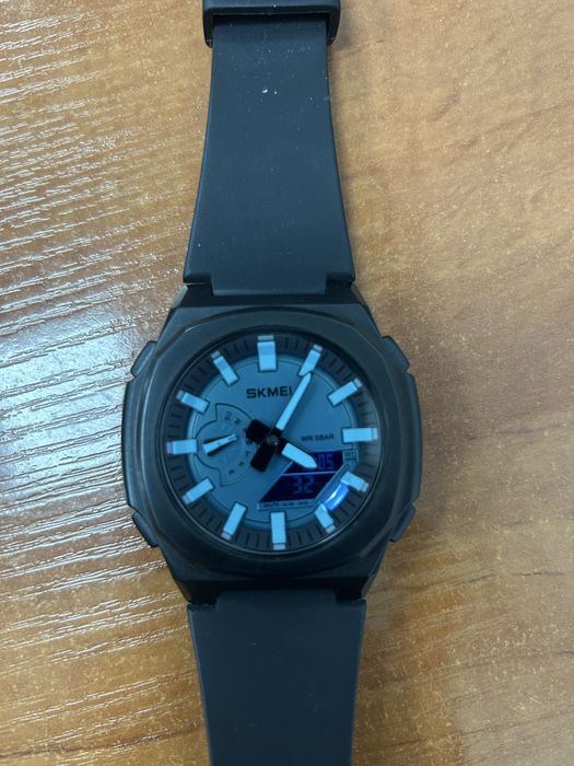 Часы SKMEI (водонепроницаемые)