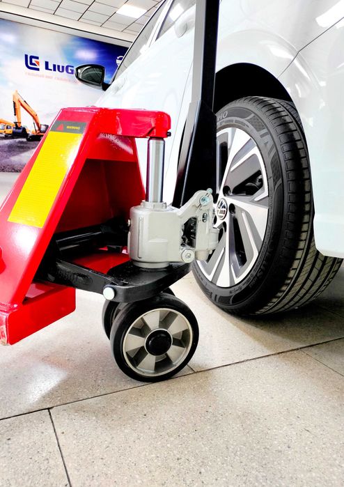 Рохля транспалет  3000кг (кора резина балонлиг)