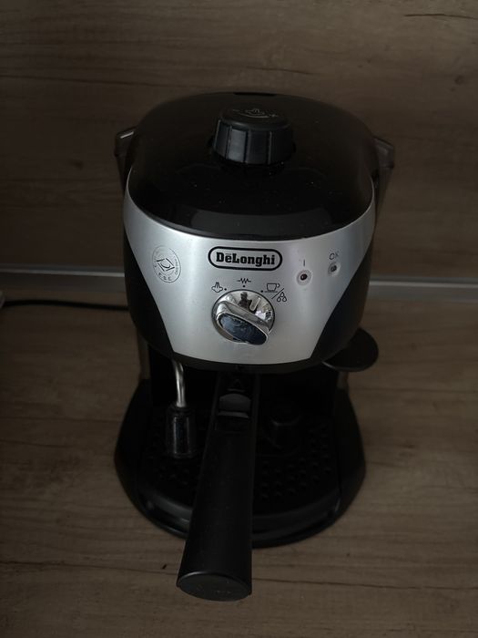Кафемашина DELONGHI EC221.B