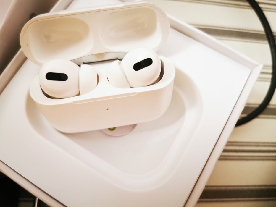 Airpods Pro, Gen 1, carcasa Magsafe