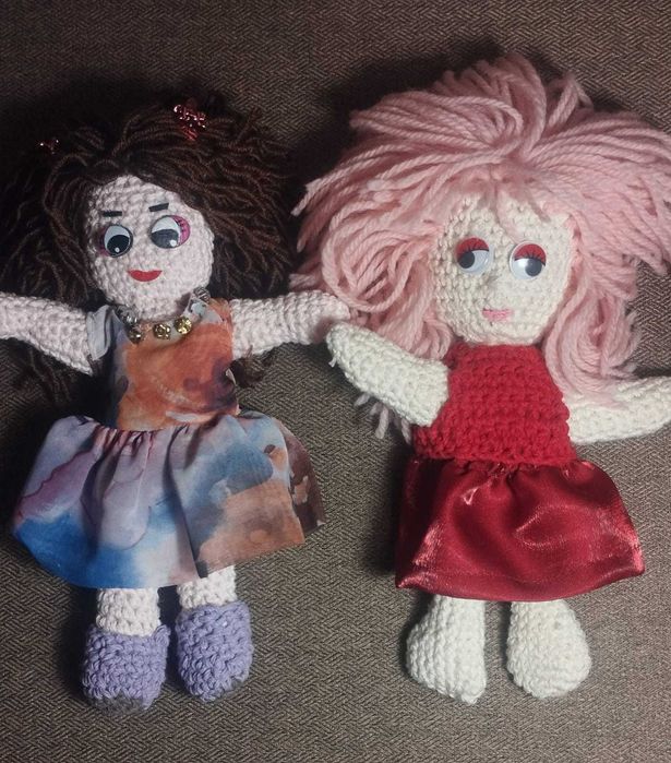 Симпатичные куклы-подружки