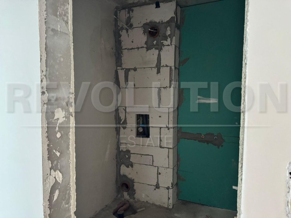 Тристаен апартамент в сграда с АКТ 16 в ж.к. Лозенец