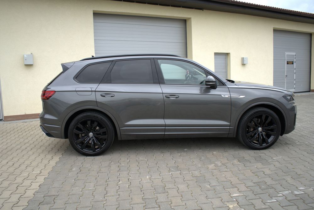 Volkswagen Touareg R-line