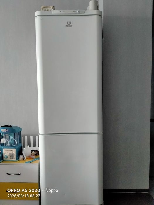 Холодильник INDESIT 60*185