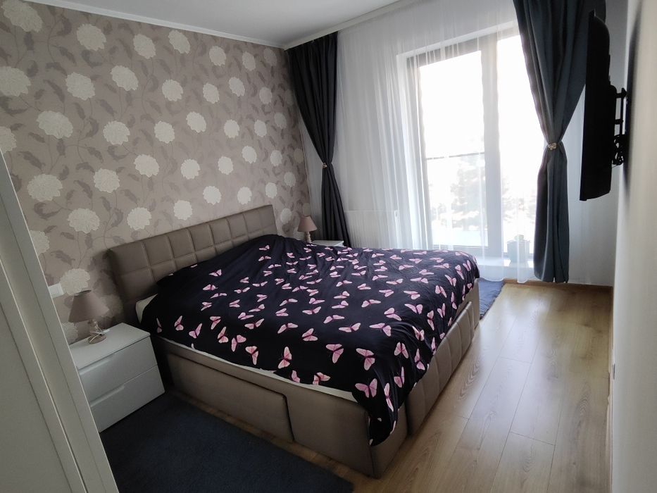 Apartament 3 camere chirie