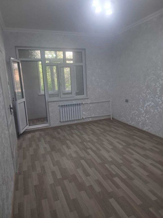 Продаю квартиру Яшнабадский р-он Авиасозлар-Асалобод 2хком 4-этаж 48м2
