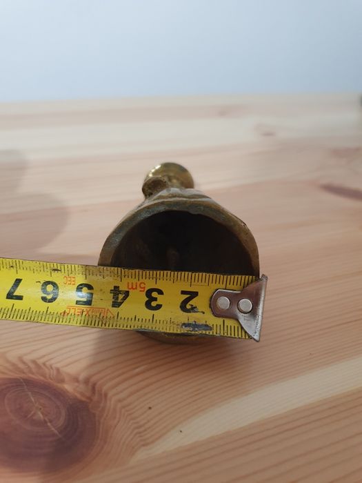 Clopoțel vechi din bronz