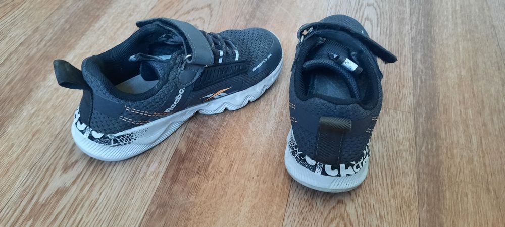 Детские кроссовки р26-30