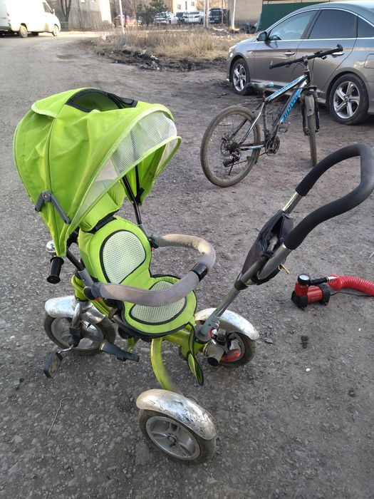 Продаётся велосипед трёхколёсный