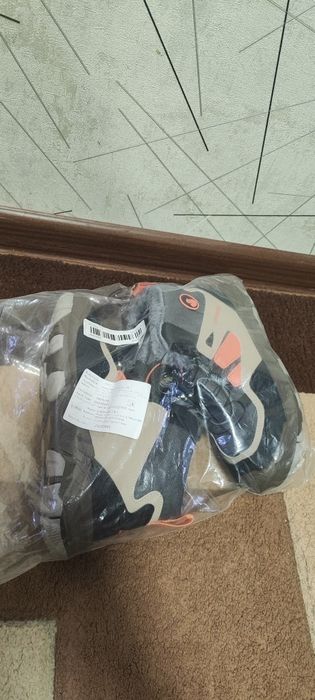 Продам ботинки 34 размер