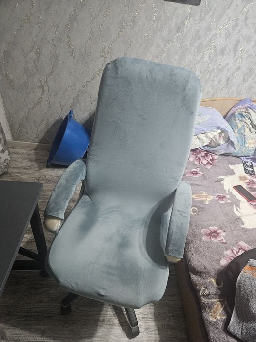 Компютоное кресло