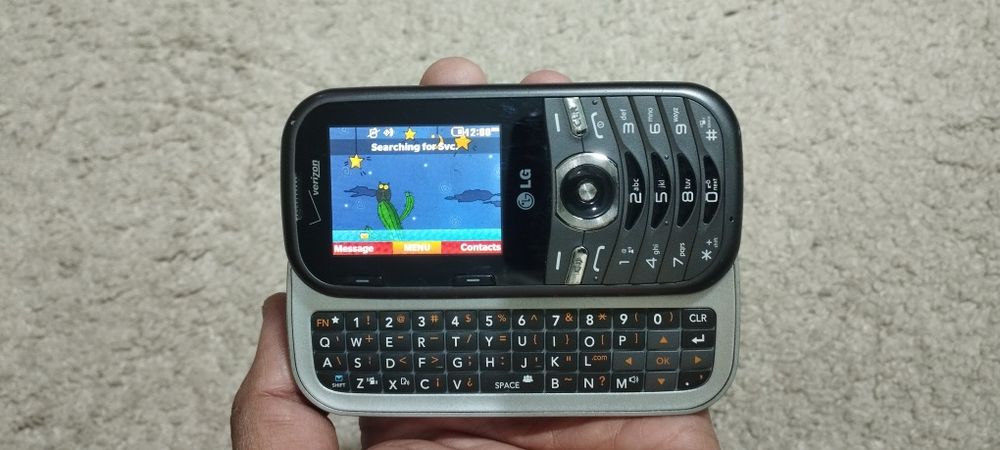 Nokia 7373  motorola v3 и LG perfectum