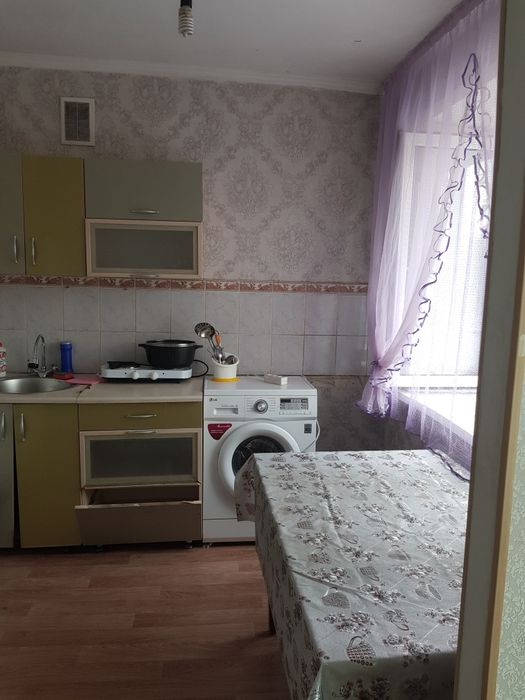 Сдам 1.5ку 8000 район дворец спорта