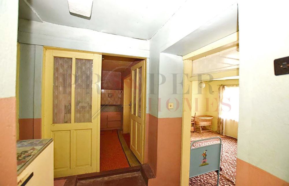 Продажба Къща гр. Свищов - с. Горна Студена 130m²