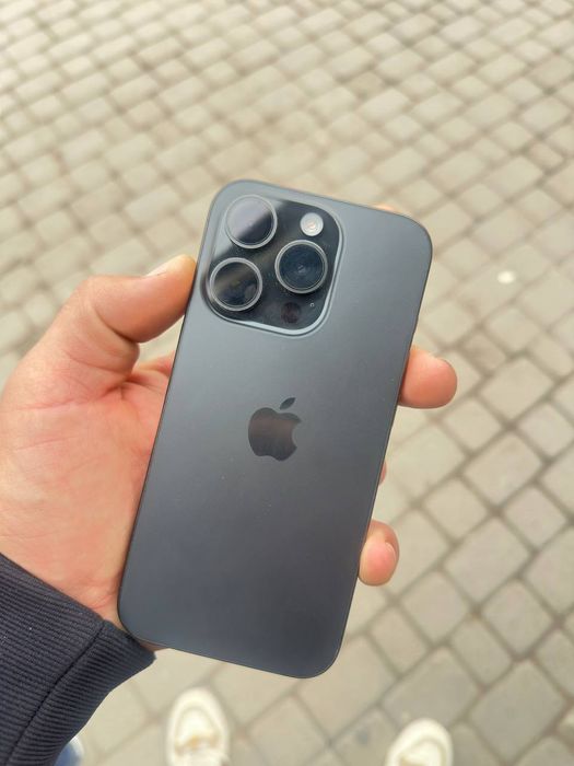 Iphon 15 pro   256 xotira,87 %batareya.  Holati, ideal