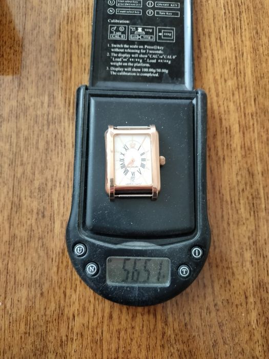 Продам шверцарские золотые чясы,585 пробы