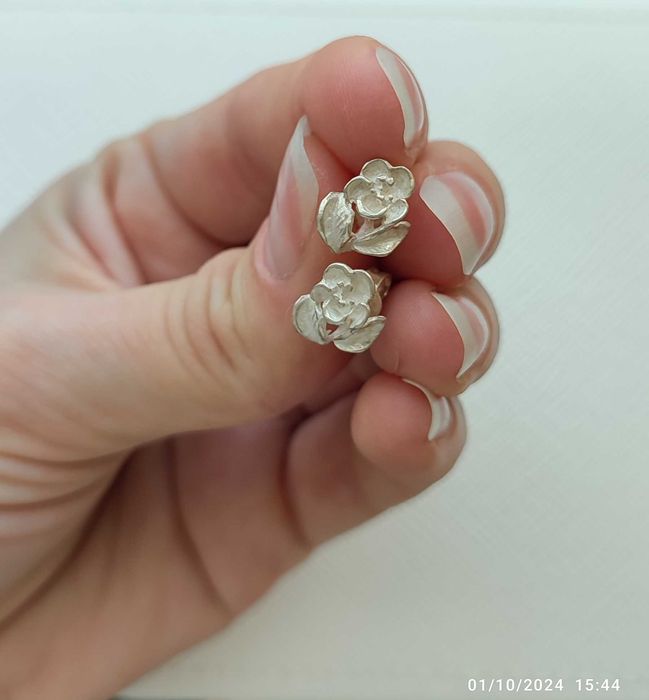 Сребърни обеци цвете