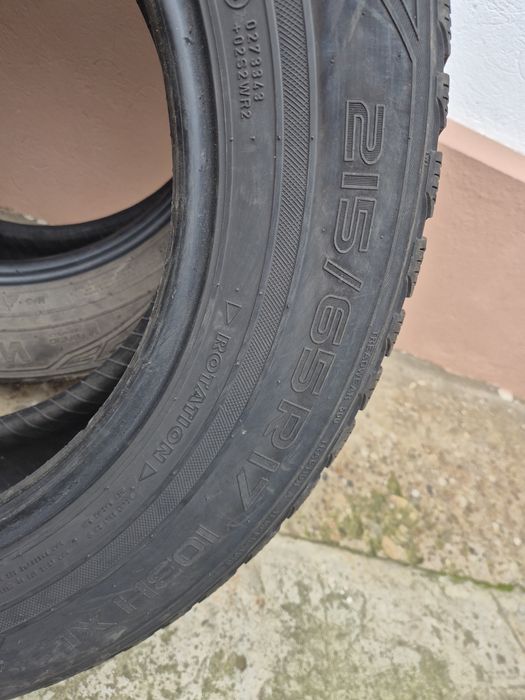 Vând anvelope de iarna NOKIAN 215/65/R17