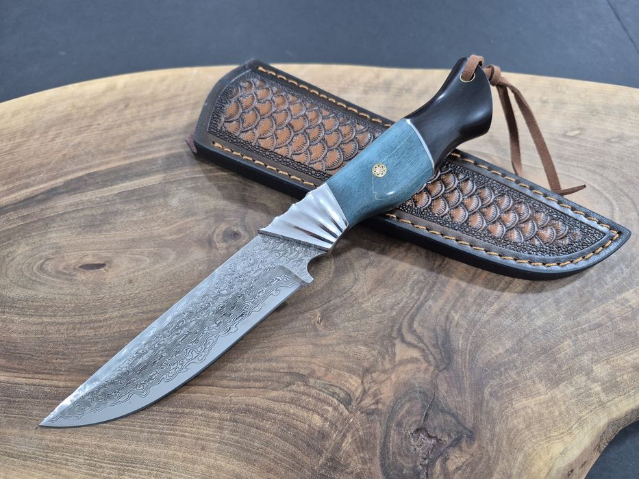 Ловен нож дамаска VG10 стомана,уникална дръжка  и кожена кания,LN436