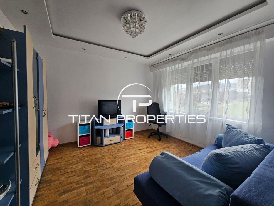 Тристаен апартамент,за продажба, кв. Младост 2