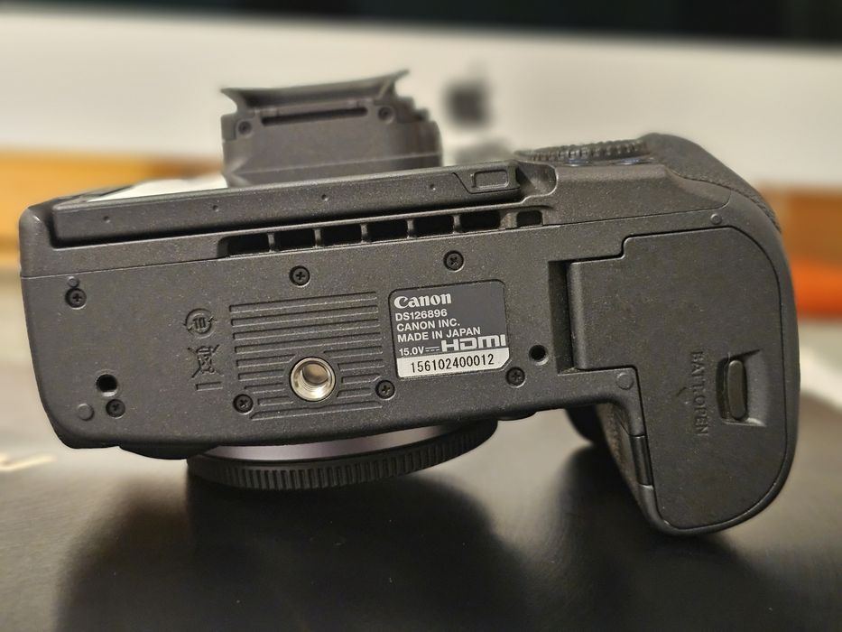 Canon R5 mark II aproape nou