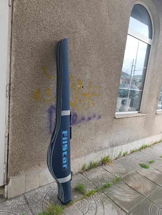 Двоен твърд калъф за въдици-чисто нов с етикет