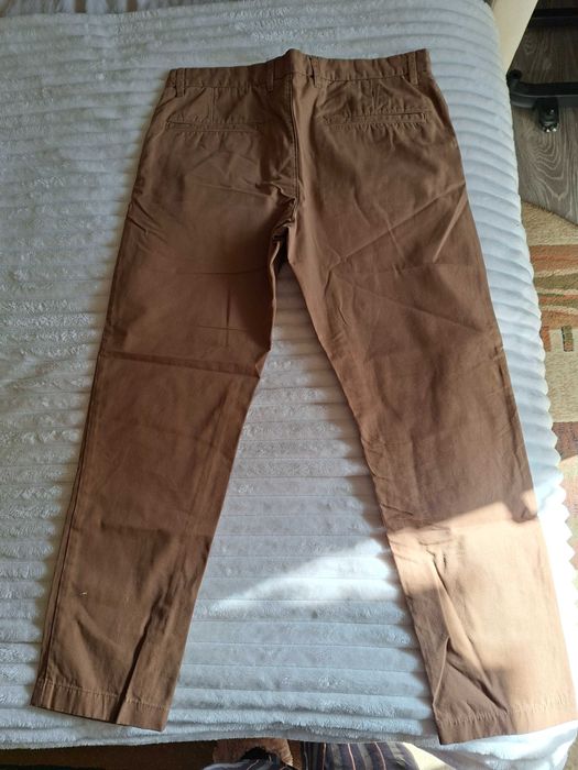 Джинсы  H&M  подростковые в отличном состоянии