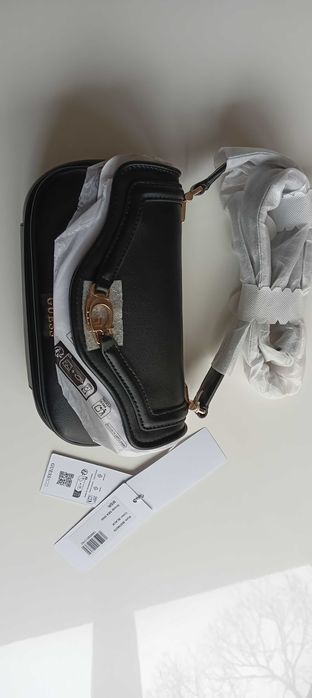 Оригинална чанта Guess Dea Mini