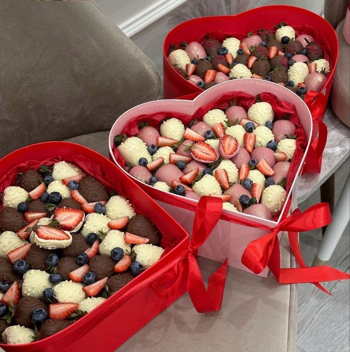 Клубника в шоколаде Бесагаш Букет Подаркий