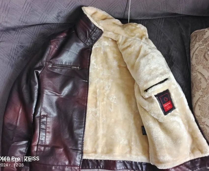 Кожаная зимняя куртка