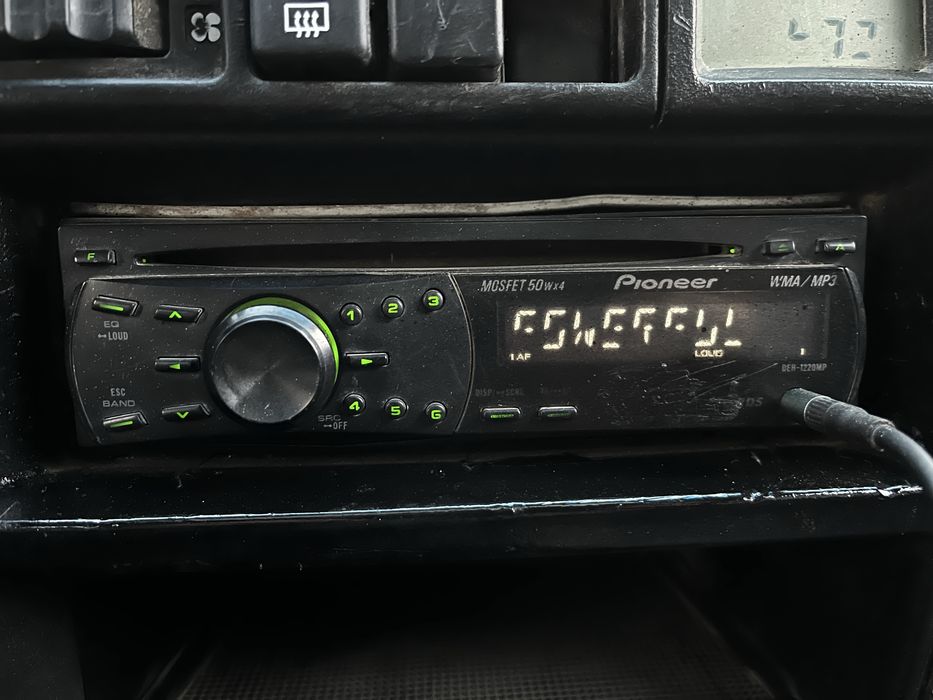 Pioneer DEH-1220MP