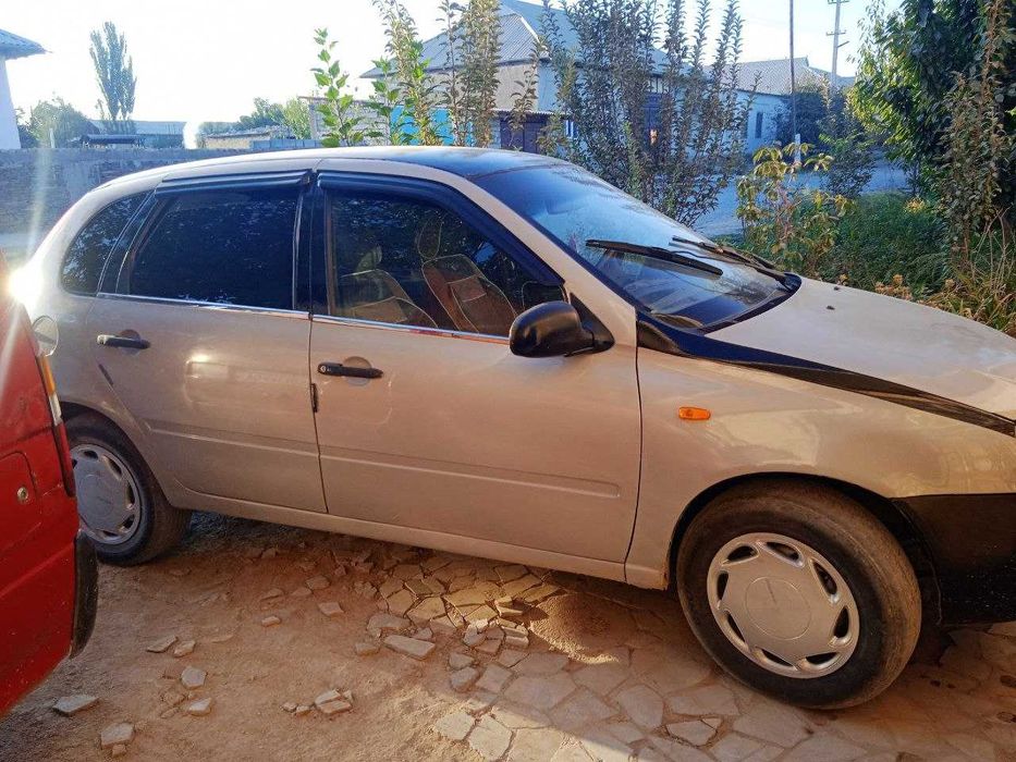 Lada sotiladi srochni