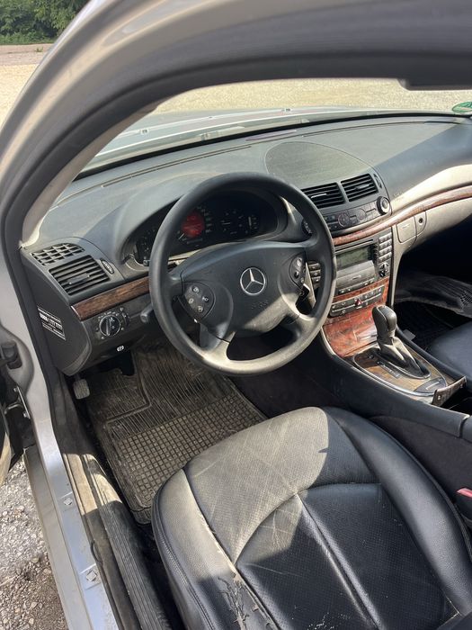 Mercedes E250 на части!