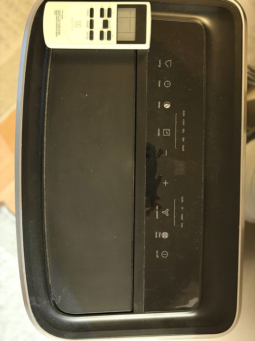 Aer conditionat Electrolux portabil 12000 btu