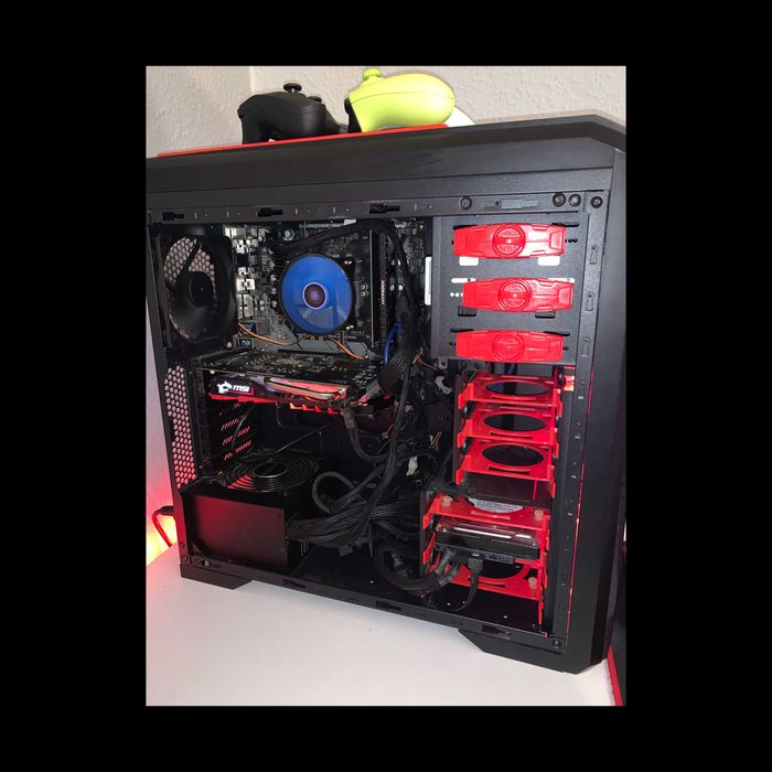 Гейминг Компютър