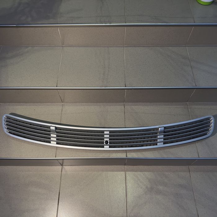 Преден капак решетка