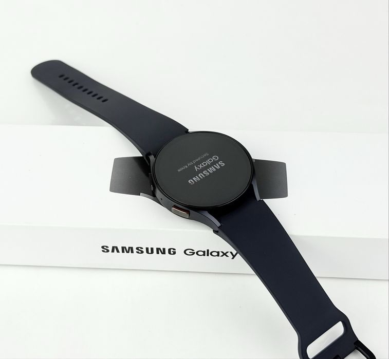 КАТО НОВ! Samsung Galaxy Watch 6 44mm Graphite Гаранция!