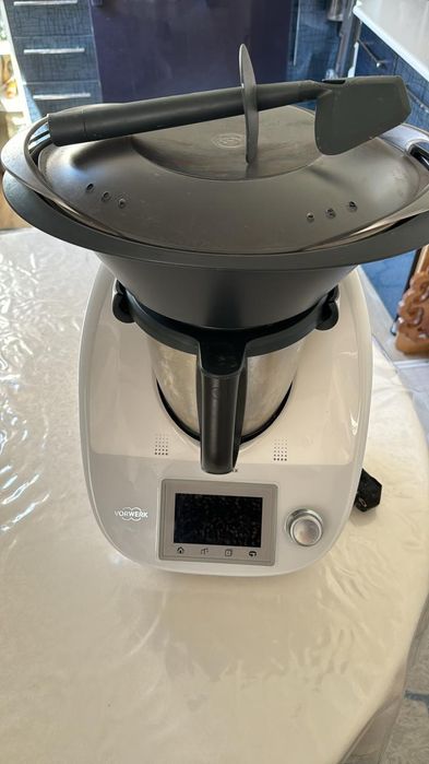 Термомикс почти новый.