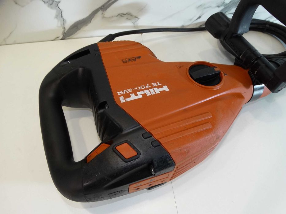 2025 - Hilti TE 700 AVR - Къртач 11.5 J
