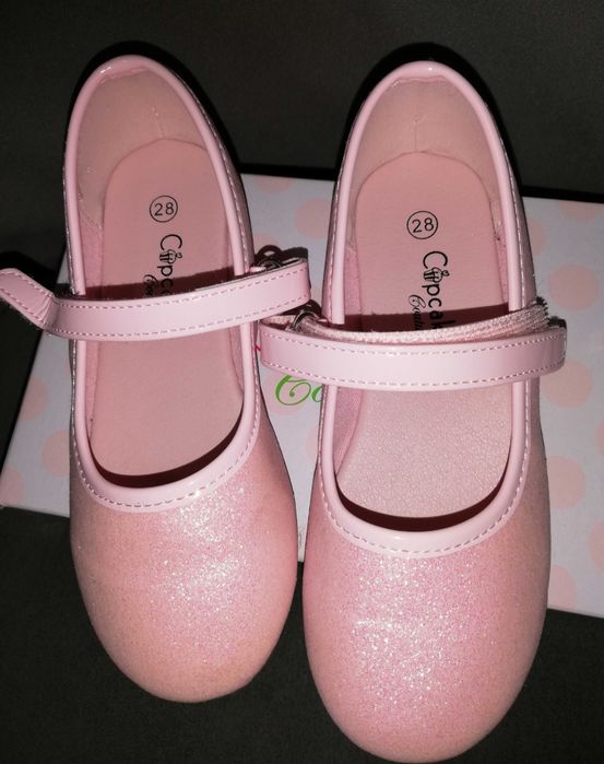 Balerini cu bretea mărimea 28