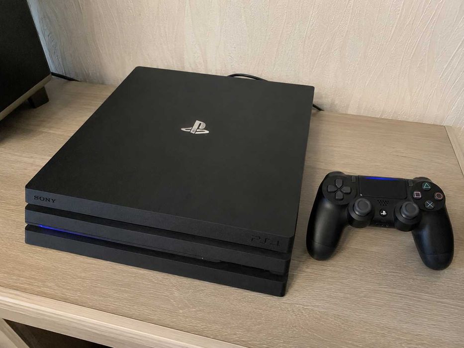 Приставка Sony Playstation 4 PRO PS4 с играми