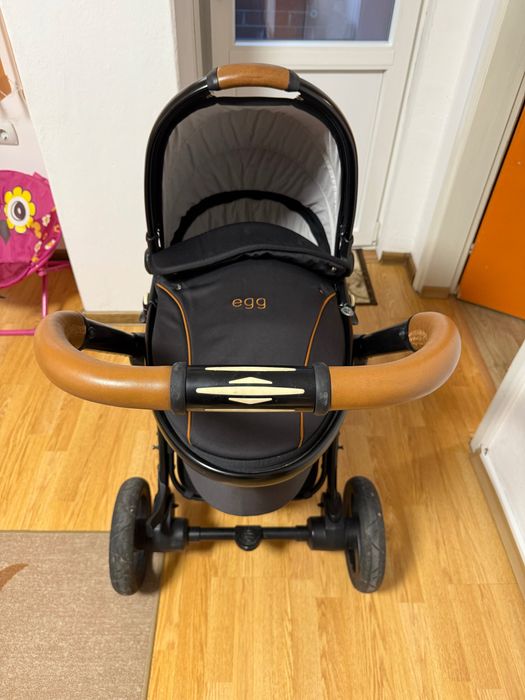Бебешка количка EGG