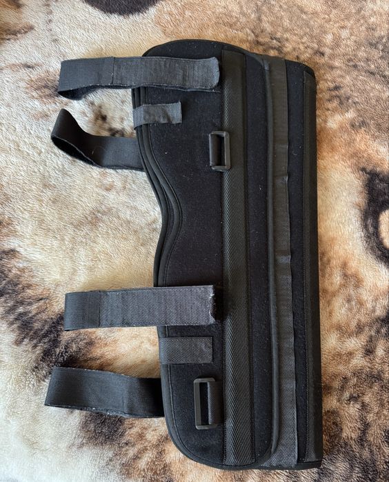 Тутор тізеге арналған операциядан соң тағуға арналған