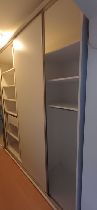 Vand dulap functional