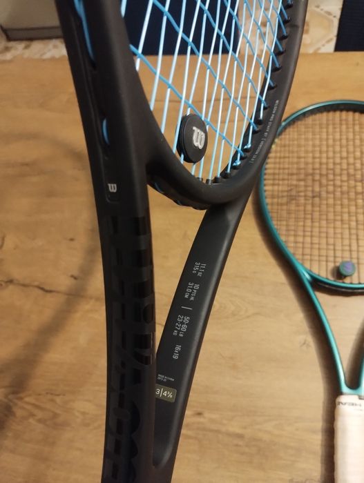 vând rachete Wilson RF Pro 01/ Prostaff/ Blade