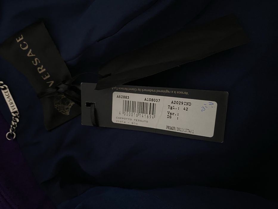 Palton nou Versace marimea M