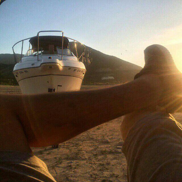 Продам яхту maxum 2400scr