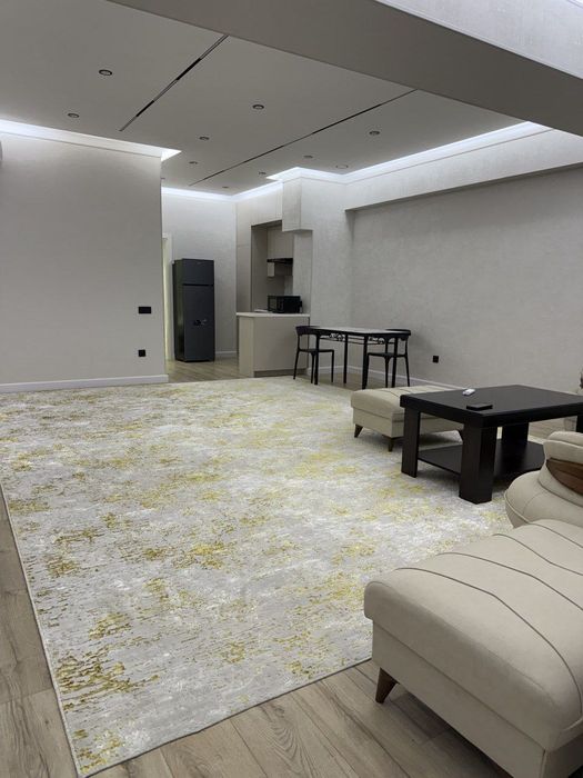 Сдаётся абсолютна новая 2-ком-я кв-а в Сергели на против Машина базара