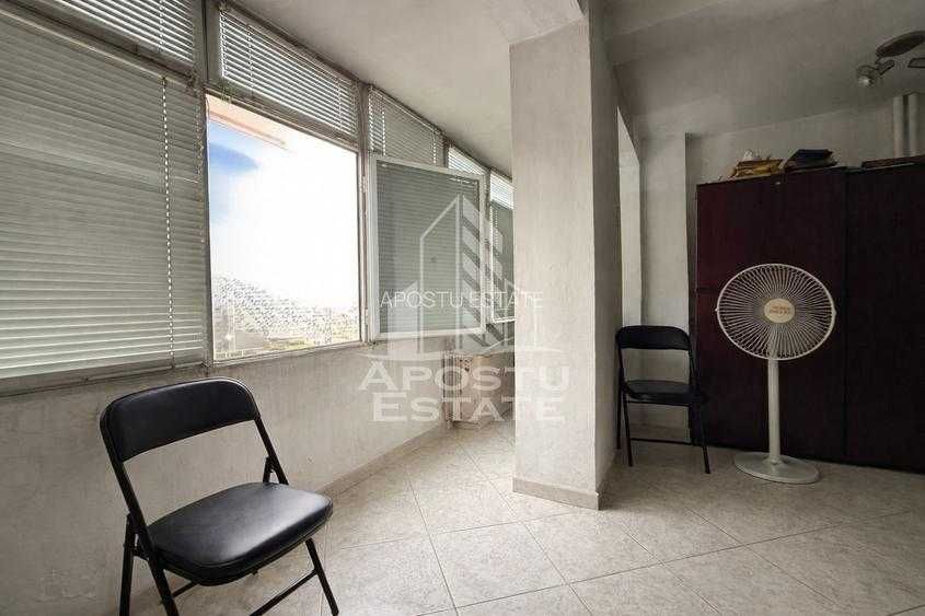 Apartament in Piata Victoriei loc de parcare proprietar